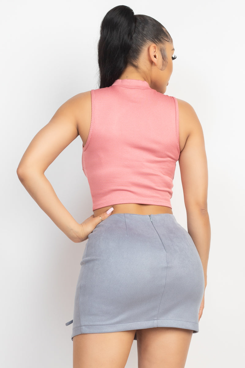 Mock Keyhole-front Crop Top